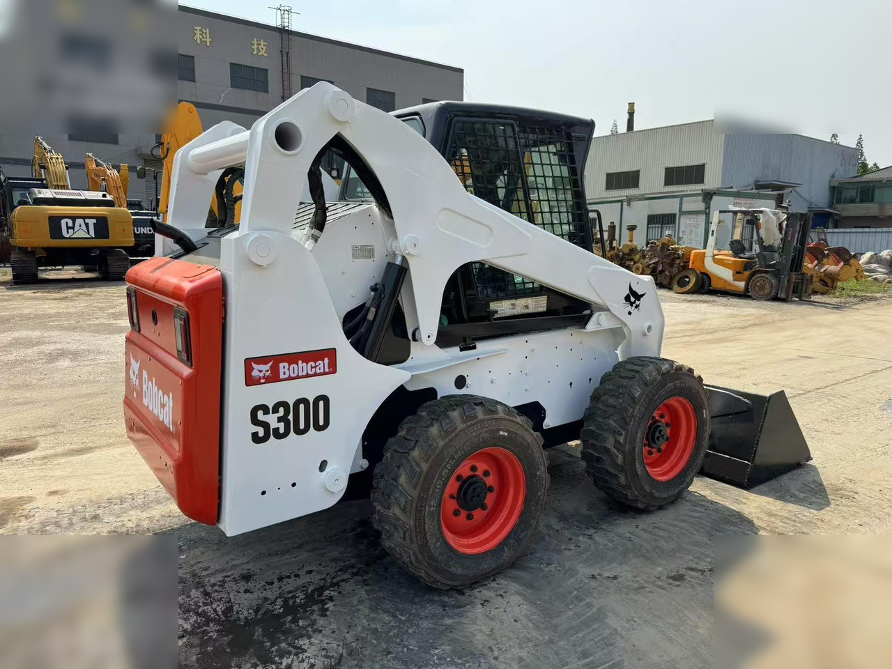 BOBCAT S300 - Mini fadrom: foto 3 BOBCAT S300 - Mini fadrom: foto 3