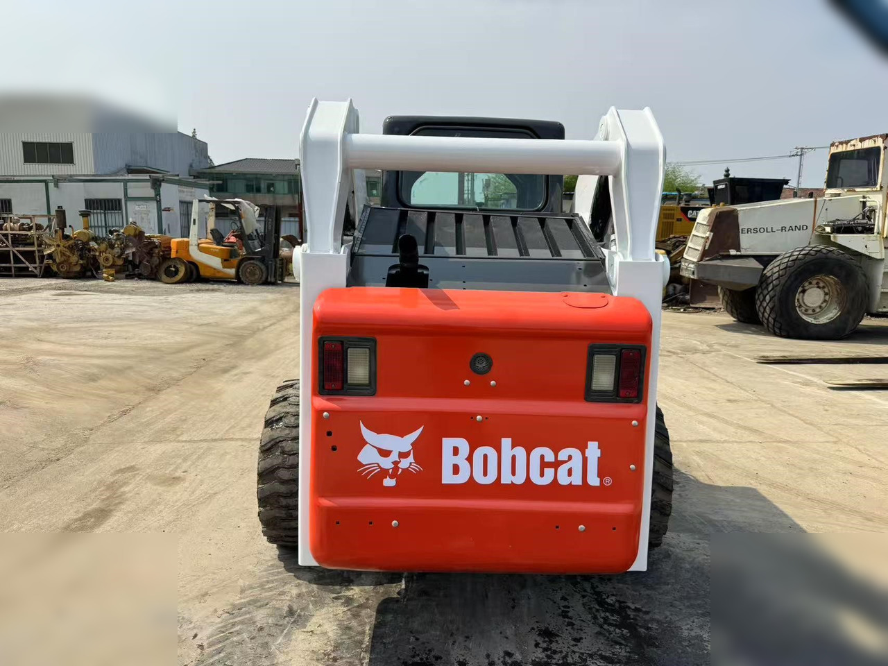 BOBCAT S300 - Mini fadrom: foto 5 BOBCAT S300 - Mini fadrom: foto 5