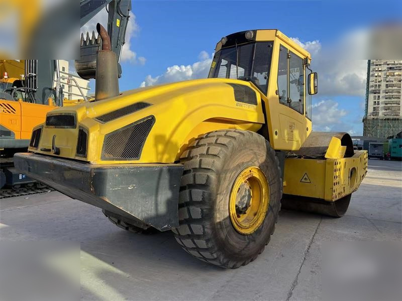 BOMAG BW226DH-4 - Rul: foto 4 BOMAG BW226DH-4 - Rul: foto 4