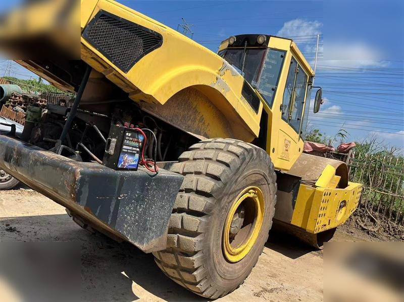 BOMAG BW226DH-4 - Rul: foto 4 BOMAG BW226DH-4 - Rul: foto 4