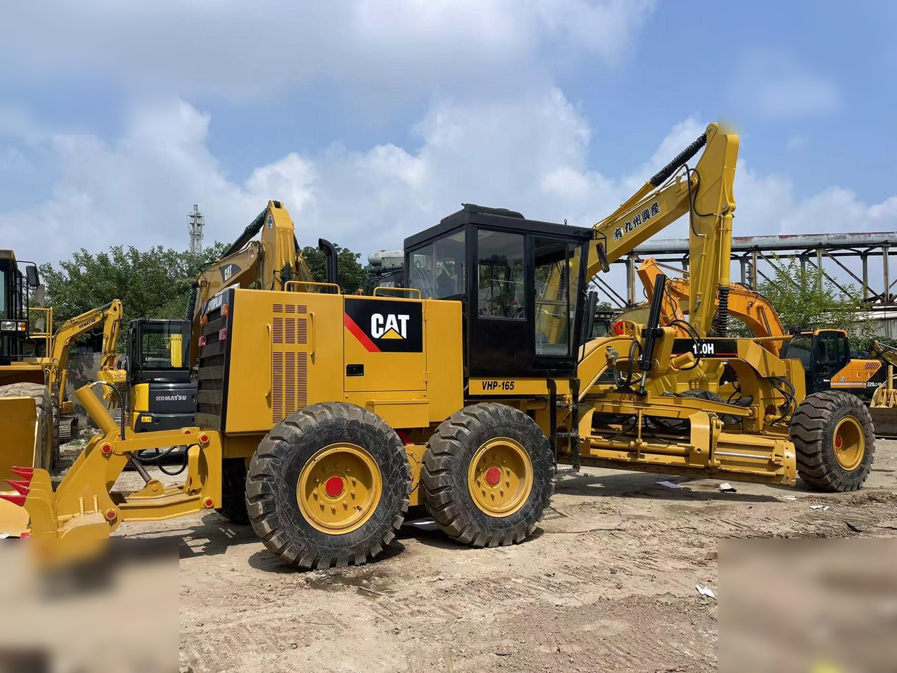 CATERPILLAR 120H - Makinë niveluese: foto 2 CATERPILLAR 120H - Makinë niveluese: foto 2
