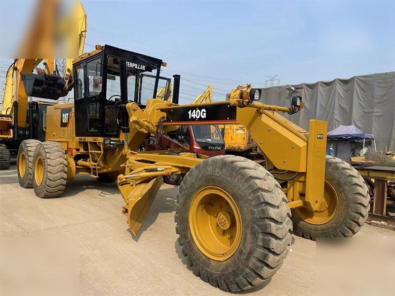 CATERPILLAR 140G - Makinë niveluese: foto 1 CATERPILLAR 140G - Makinë niveluese: foto 1