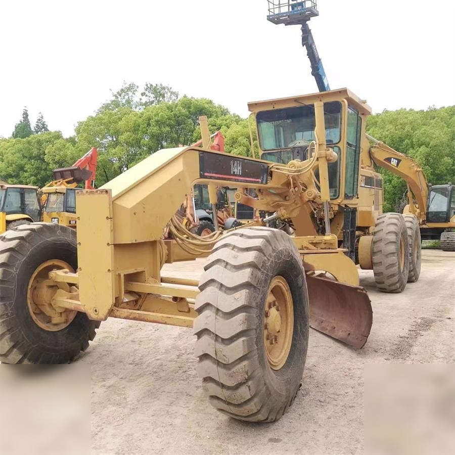 CATERPILLAR 14H - Makinë niveluese: foto 2 CATERPILLAR 14H - Makinë niveluese: foto 2