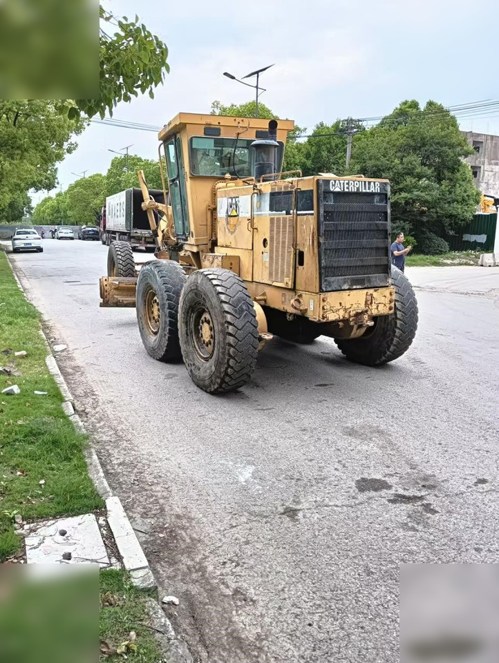 CATERPILLAR 14H - Makinë niveluese: foto 3 CATERPILLAR 14H - Makinë niveluese: foto 3