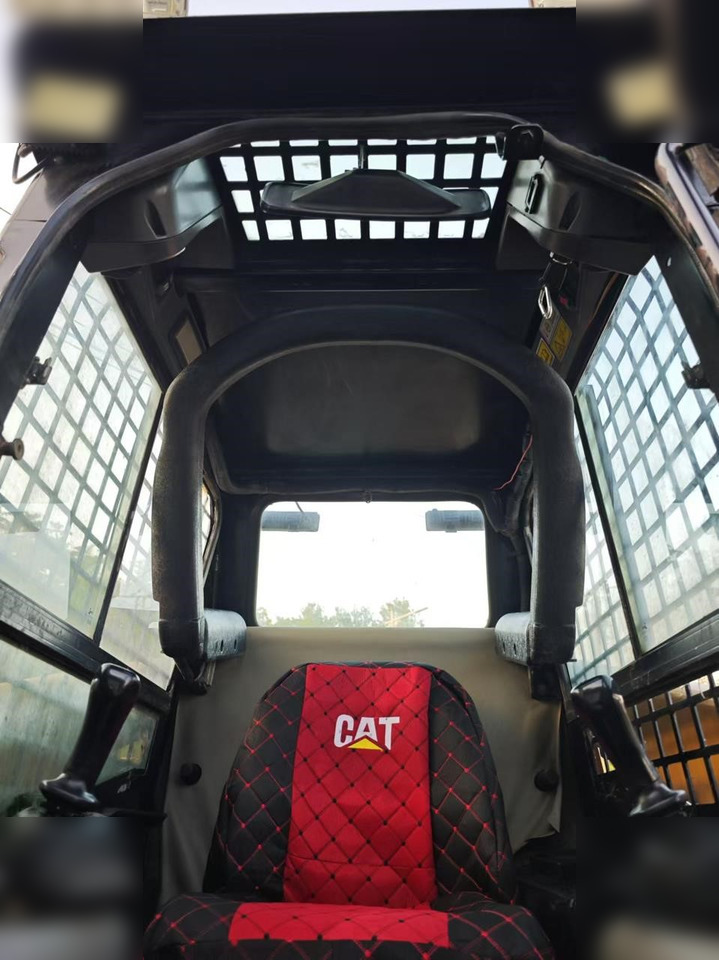 CATERPILLAR 226B - Mini fadrom: foto 3 CATERPILLAR 226B - Mini fadrom: foto 3