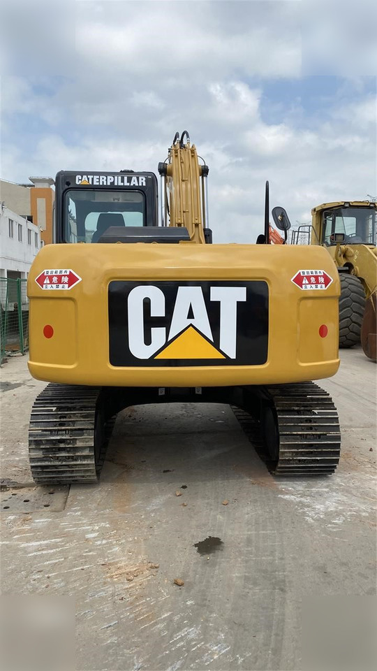 CATERPILLAR 312D - Ekskavator me zinxhirë: foto 3 CATERPILLAR 312D - Ekskavator me zinxhirë: foto 3
