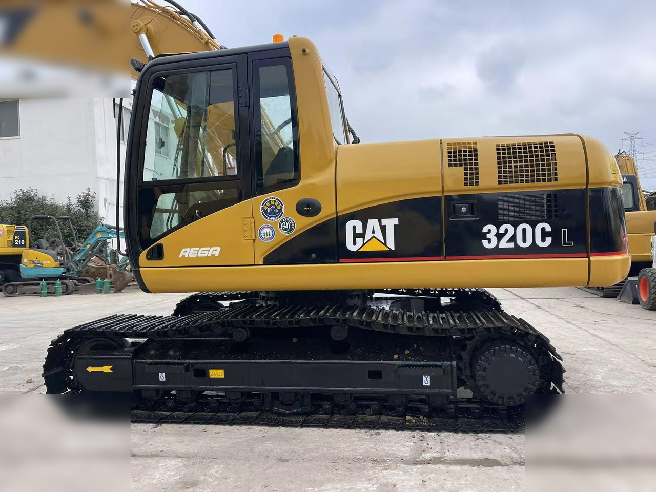 CATERPILLAR 320C - Ekskavator me zinxhirë: foto 4 CATERPILLAR 320C - Ekskavator me zinxhirë: foto 4