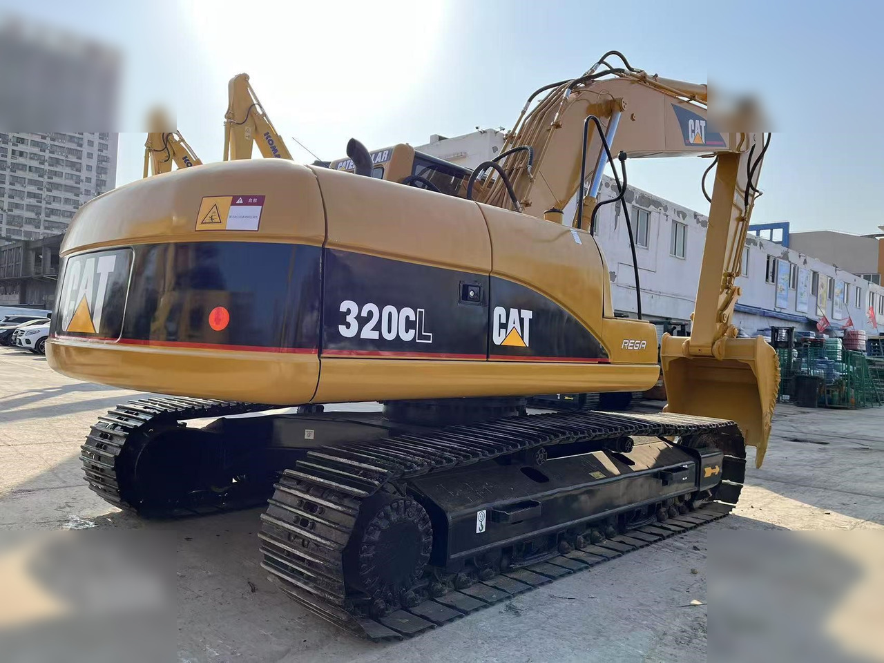 CATERPILLAR 320CL - Ekskavator me zinxhirë: foto 3 CATERPILLAR 320CL - Ekskavator me zinxhirë: foto 3