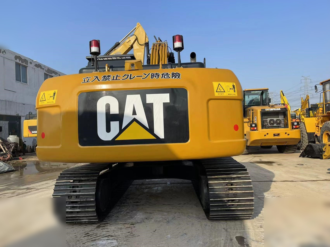 CATERPILLAR 320D2 - Ekskavator me zinxhirë: foto 3 CATERPILLAR 320D2 - Ekskavator me zinxhirë: foto 3