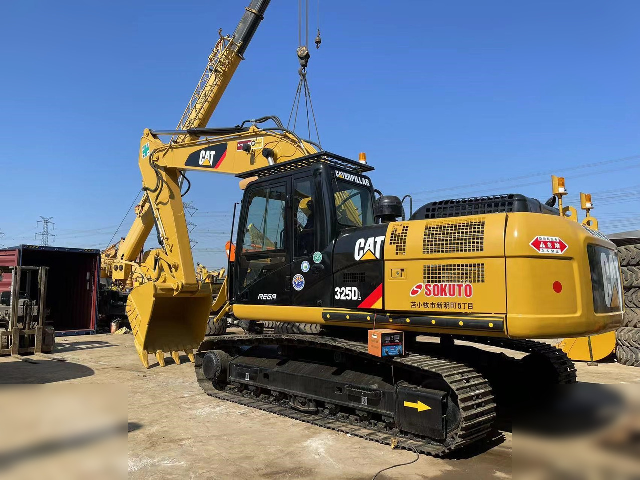 CATERPILLAR 325DL - Ekskavator me zinxhirë: foto 2 CATERPILLAR 325DL - Ekskavator me zinxhirë: foto 2