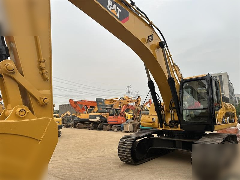 CATERPILLAR 330D - Ekskavator me zinxhirë: foto 4 CATERPILLAR 330D - Ekskavator me zinxhirë: foto 4