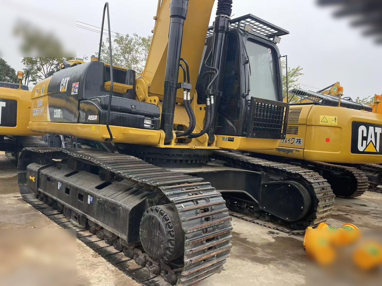 CATERPILLAR 330D2 - Ekskavator me zinxhirë: foto 5 CATERPILLAR 330D2 - Ekskavator me zinxhirë: foto 5