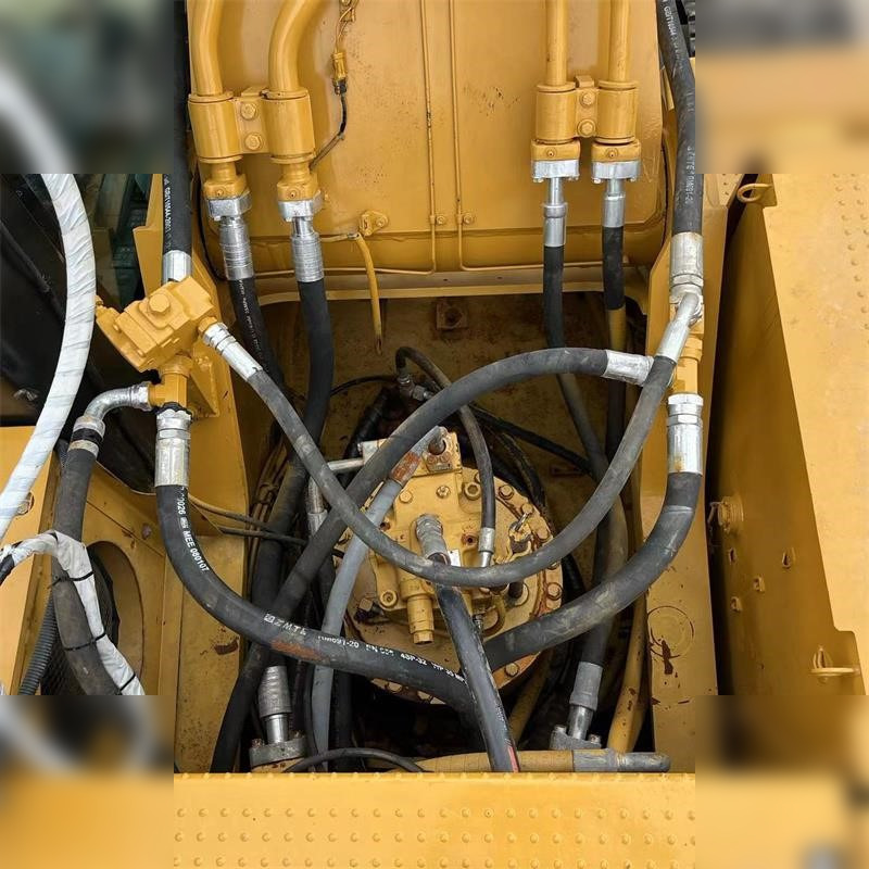 CATERPILLAR 336D - Ekskavator me zinxhirë: foto 5 CATERPILLAR 336D - Ekskavator me zinxhirë: foto 5