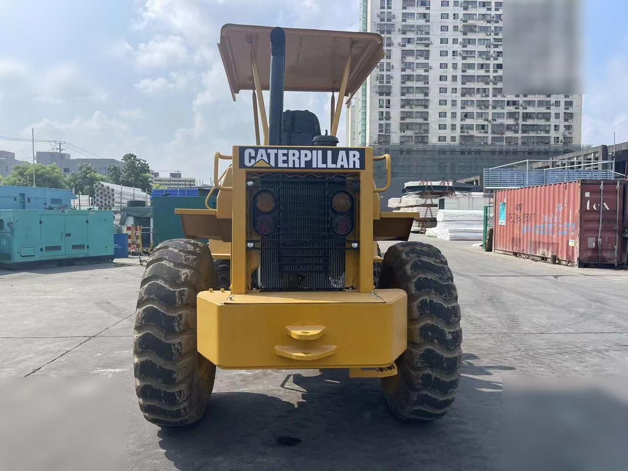 CATERPILLAR 910 - Fadrom me goma: foto 5 CATERPILLAR 910 - Fadrom me goma: foto 5