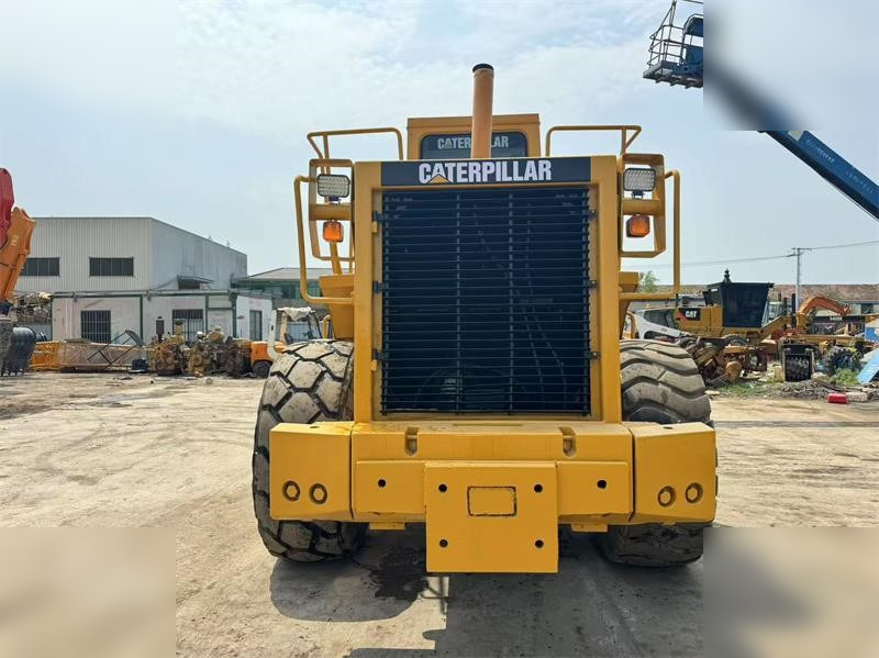 CATERPILLAR 966E - Fadrom me goma: foto 4 CATERPILLAR 966E - Fadrom me goma: foto 4