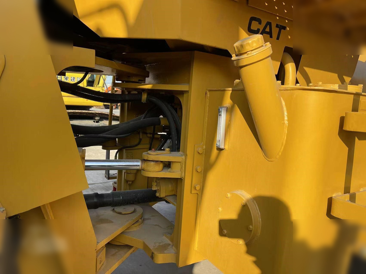 CATERPILLAR 966G - Fadrom me goma: foto 4 CATERPILLAR 966G - Fadrom me goma: foto 4