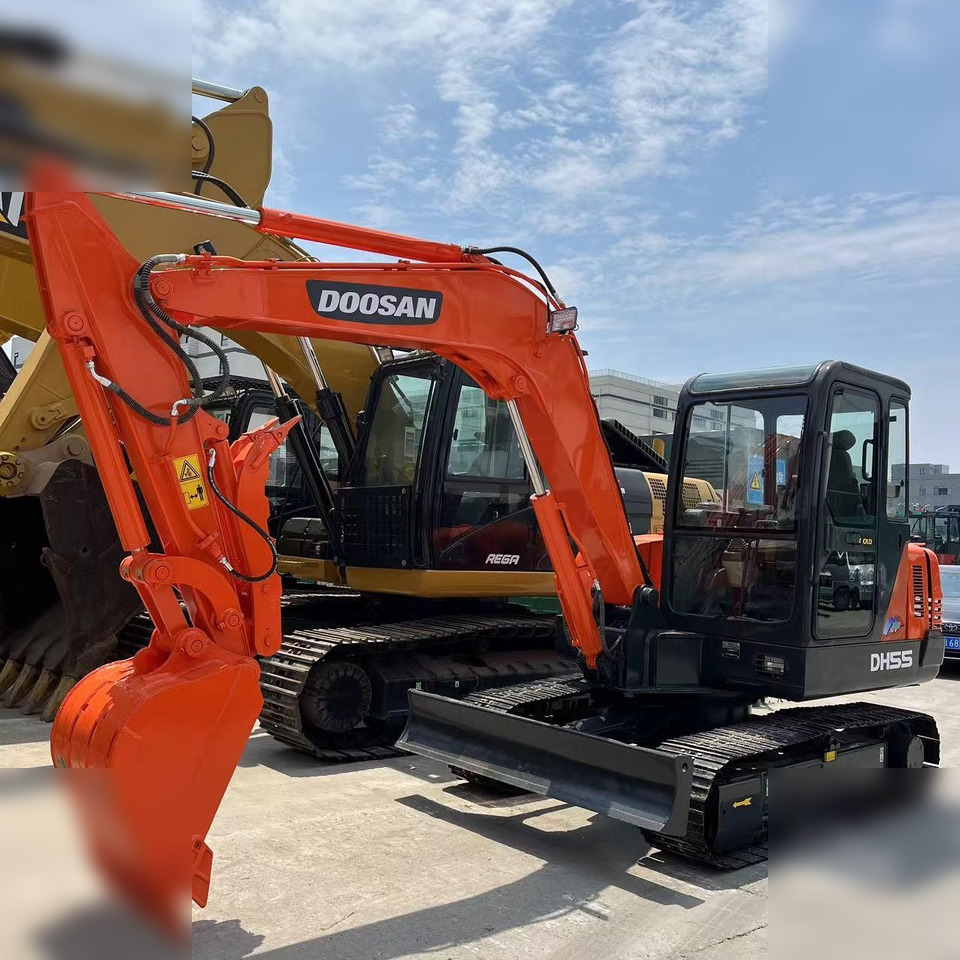 DOOSAN DH55-V - Miniekskavator: foto 3 DOOSAN DH55-V - Miniekskavator: foto 3