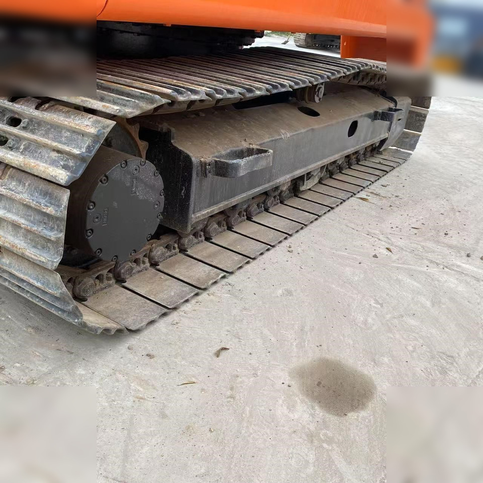 DOOSAN DX140 LC - Ekskavator me zinxhirë: foto 4 DOOSAN DX140 LC - Ekskavator me zinxhirë: foto 4