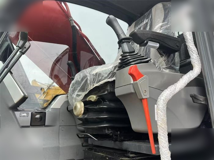 DOOSAN DX225 LCA - Ekskavator me zinxhirë: foto 5 DOOSAN DX225 LCA - Ekskavator me zinxhirë: foto 5