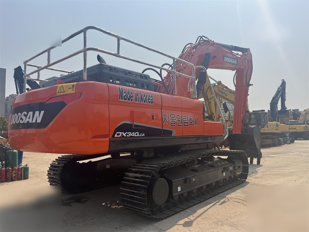 DOOSAN DX340 LCA - Ekskavator me zinxhirë: foto 2 DOOSAN DX340 LCA - Ekskavator me zinxhirë: foto 2