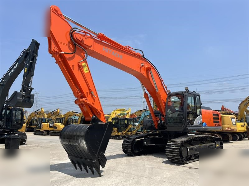 HITACHI ZX350H-5G - Ekskavator me zinxhirë: foto 2 HITACHI ZX350H-5G - Ekskavator me zinxhirë: foto 2