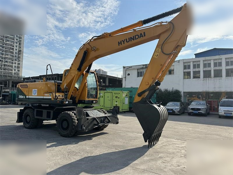 HYUNDAI ROBEX 210W-9 - Ekskavator me goma: foto 5 HYUNDAI ROBEX 210W-9 - Ekskavator me goma: foto 5