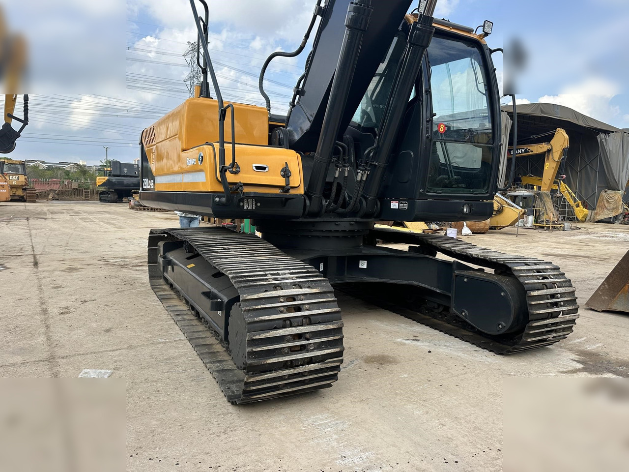 HYUNDAI ROBEX 220 LC-9S - Ekskavator me zinxhirë: foto 3 HYUNDAI ROBEX 220 LC-9S - Ekskavator me zinxhirë: foto 3