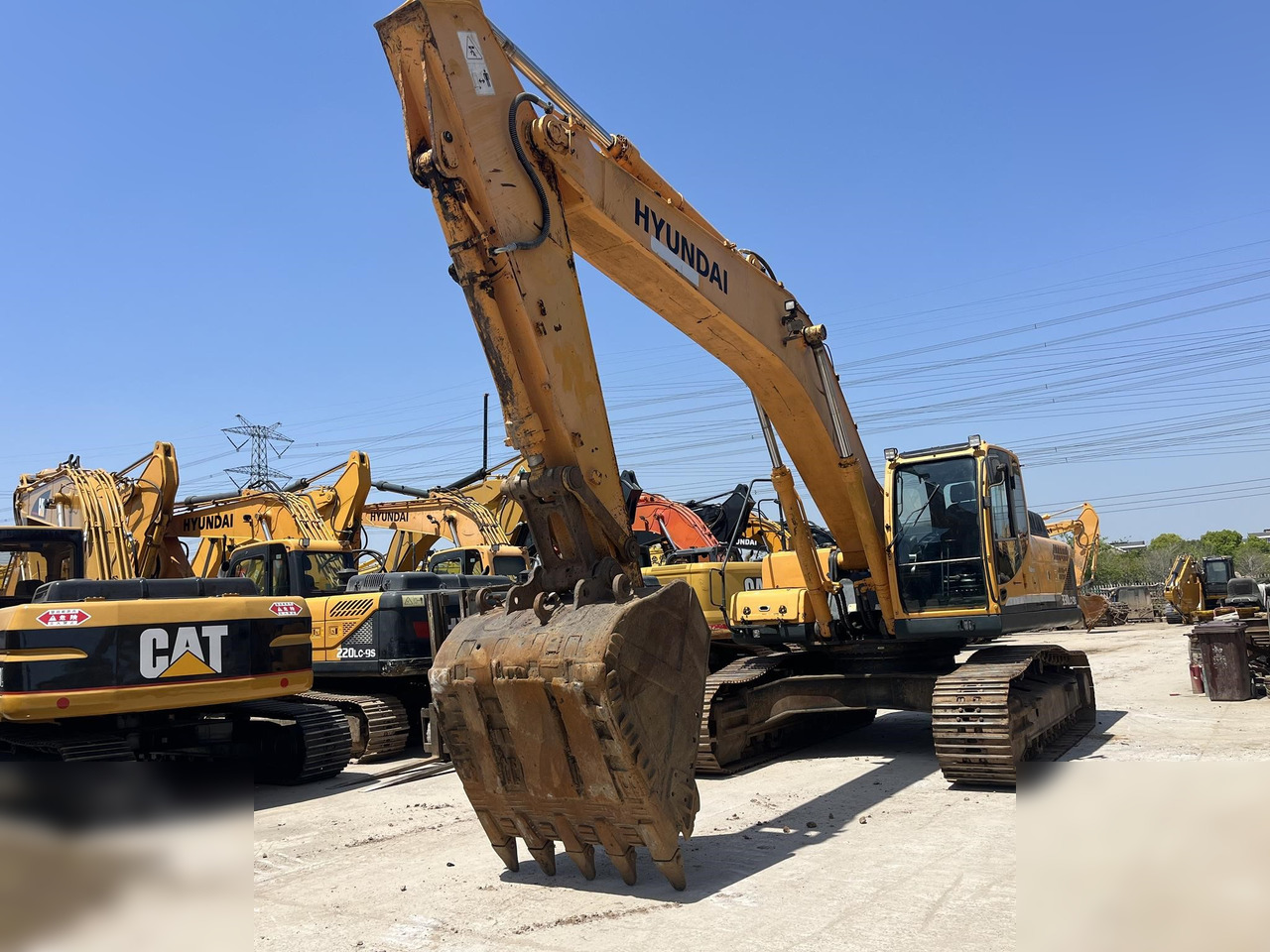 HYUNDAI ROBEX 330 LC-9S - Ekskavator me zinxhirë: foto 3 HYUNDAI ROBEX 330 LC-9S - Ekskavator me zinxhirë: foto 3