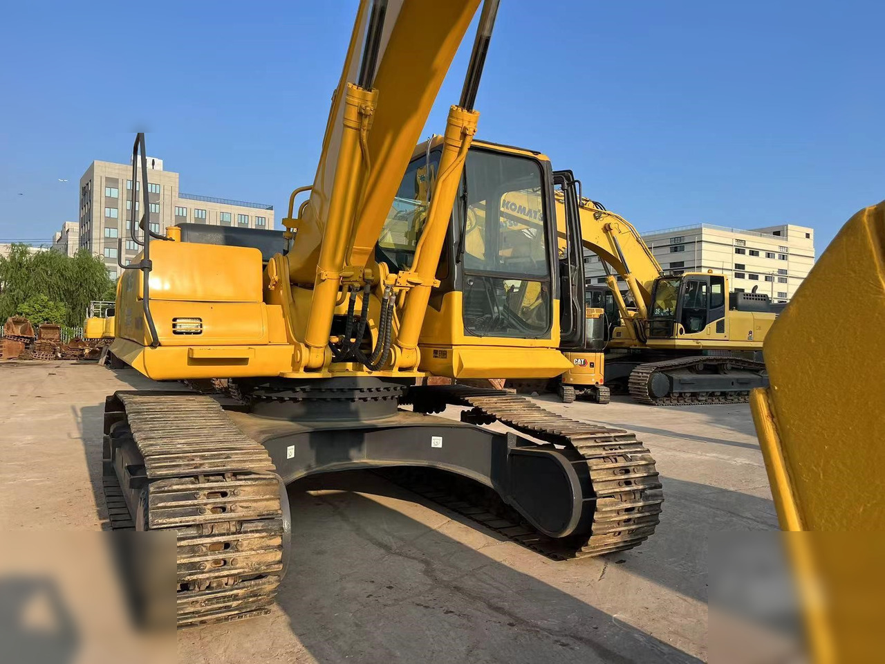 KOMATSU PC350-7 - Ekskavator me zinxhirë: foto 5 KOMATSU PC350-7 - Ekskavator me zinxhirë: foto 5