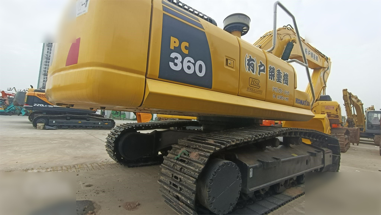 KOMATSU PC360-7 - Ekskavator me zinxhirë: foto 2 KOMATSU PC360-7 - Ekskavator me zinxhirë: foto 2