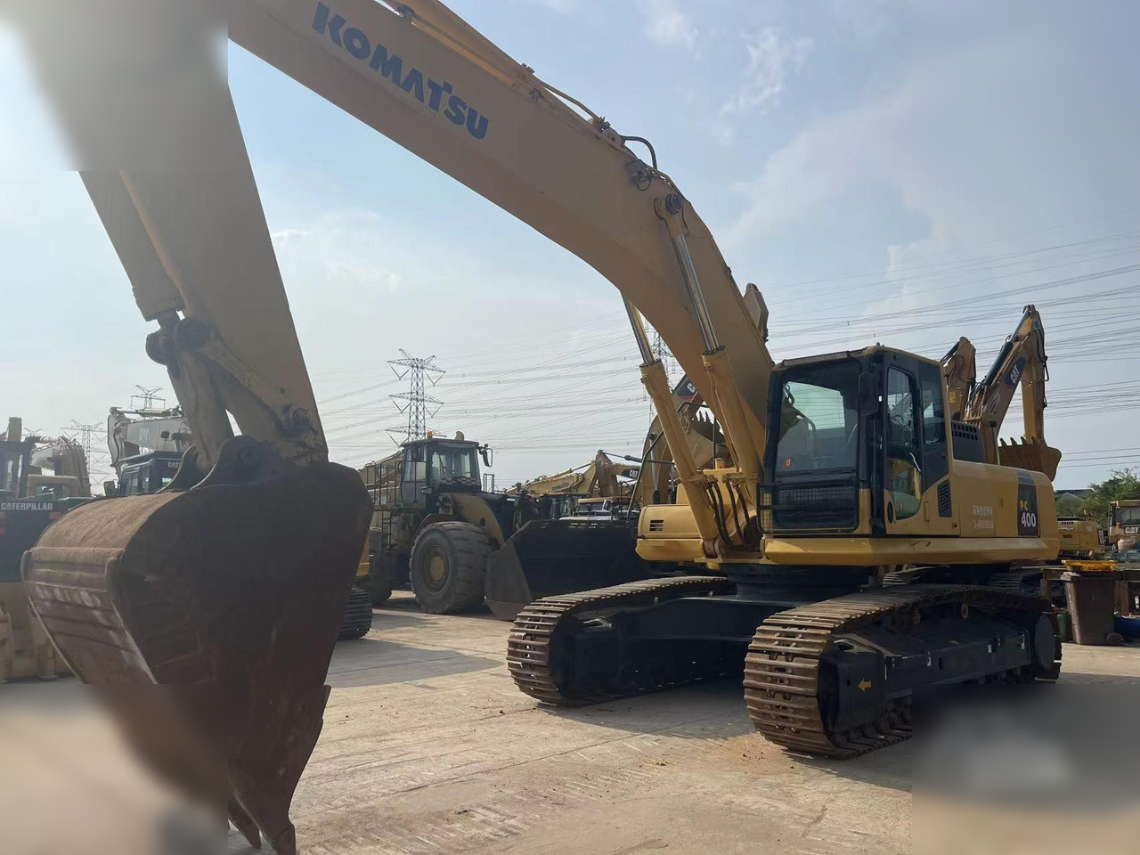 KOMATSU PC400-8R - Ekskavator me zinxhirë: foto 4 KOMATSU PC400-8R - Ekskavator me zinxhirë: foto 4