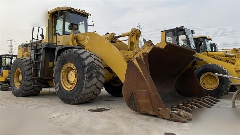 KOMATSU WA600-3 - Fadrom me goma: foto 3 KOMATSU WA600-3 - Fadrom me goma: foto 3