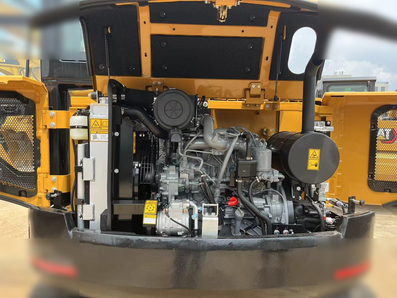SANY SY60C - Ekskavator me zinxhirë: foto 4 SANY SY60C - Ekskavator me zinxhirë: foto 4