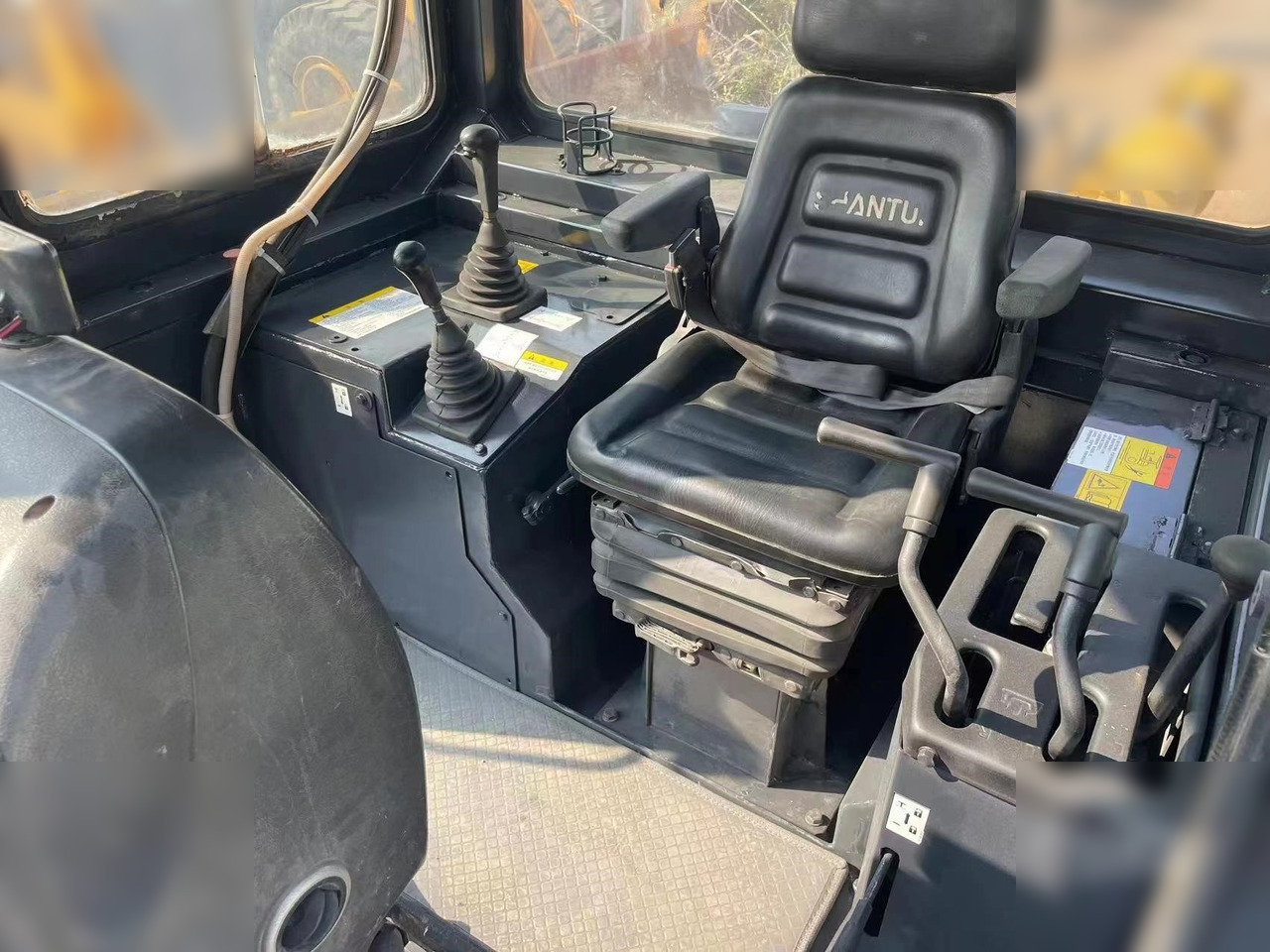 SHANTUI SD32 - Buldozer: foto 4 SHANTUI SD32 - Buldozer: foto 4