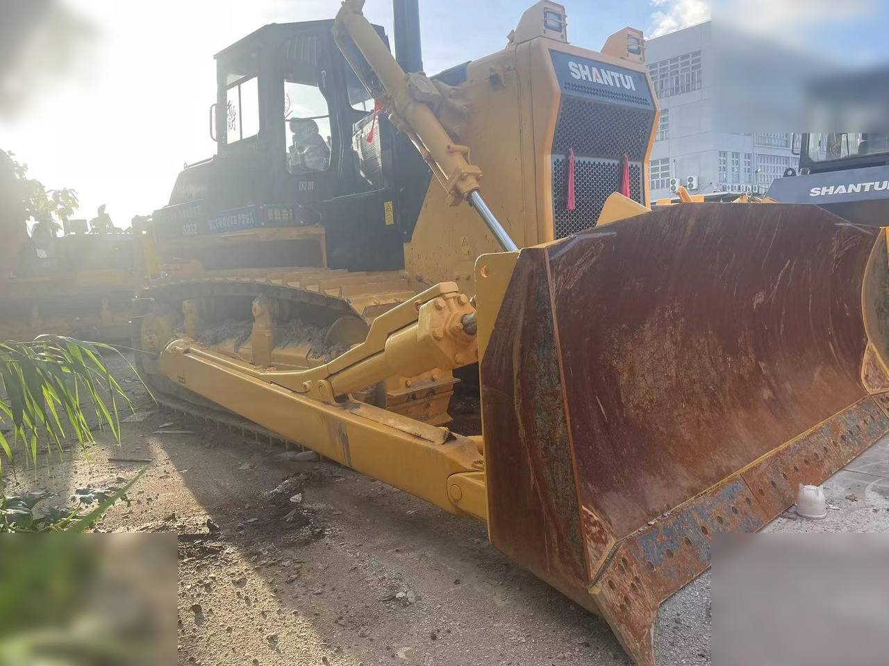 SHANTUI SD32 - Buldozer: foto 4 SHANTUI SD32 - Buldozer: foto 4