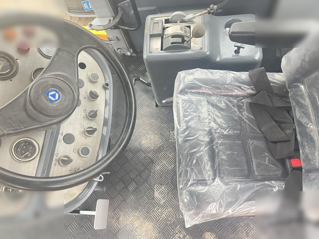 Lizingu i XCMG XS223J XCMG XS223J: foto 7