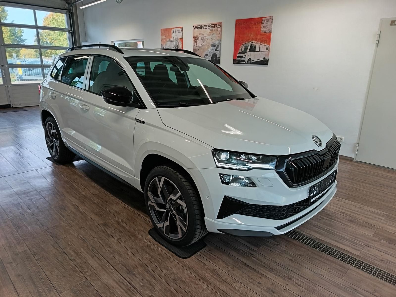 Skoda Karoq Sportline 2,0 TDI DSG 4x4*AHK*PSD*STD.HZG* - SUV: foto 3 Skoda Karoq Sportline 2,0 TDI DSG 4x4*AHK*PSD*STD.HZG* - SUV: foto 3