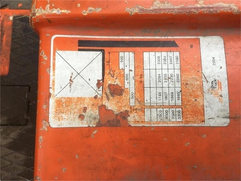 Dantruck 2504 dieseltruck - Pirun më naftë: foto 5 Dantruck 2504 dieseltruck - Pirun më naftë: foto 5