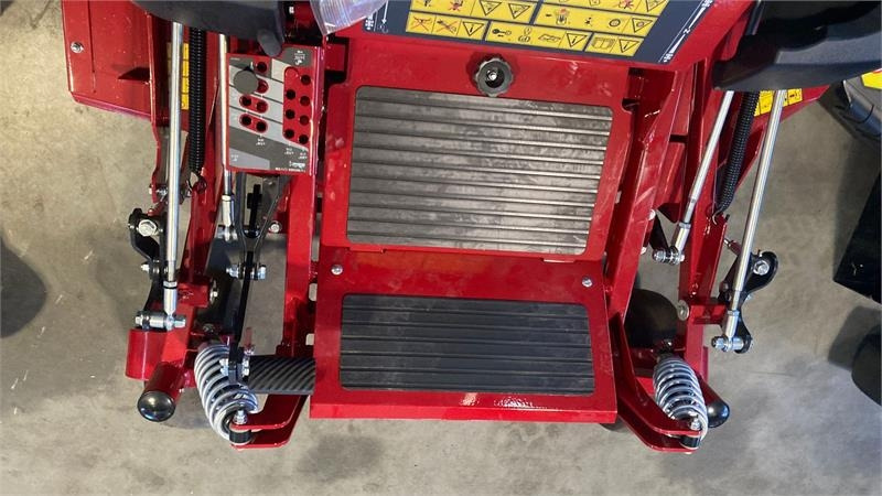 Ferris ZT2600 IS Stage V - Diesel - 155 cm - Korrëse bari i kopshtit: foto 4 Ferris ZT2600 IS Stage V - Diesel - 155 cm - Korrëse bari i kopshtit: foto 4