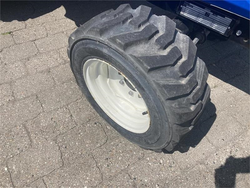 - - - Kenda Industri - Boomer 25 - Rrota për Makineri bujqësore: foto 1 - - - Kenda Industri - Boomer 25 - Rrota për Makineri bujqësore: foto 1