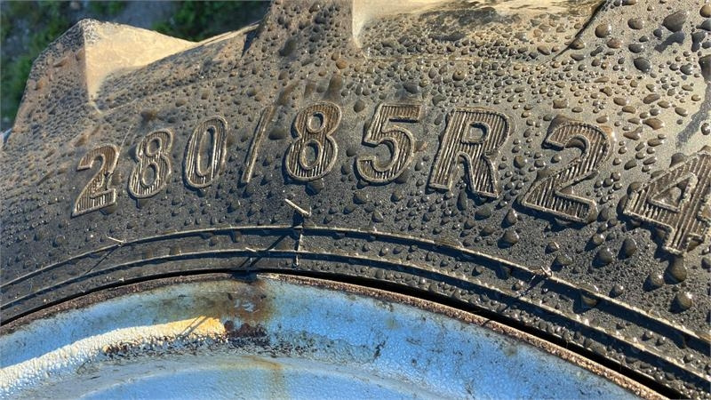 Lizingu i Massey Ferguson 4355 Power Shuttle 24-24 Massey Ferguson 4355 Power Shuttle 24-24: foto 14 Lizingu i Massey Ferguson 4355 Power Shuttle 24-24 Massey Ferguson 4355 Power Shuttle 24-24: foto 14