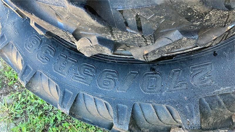 Lizingu i Massey Ferguson 4355 Power Shuttle 24-24 Massey Ferguson 4355 Power Shuttle 24-24: foto 13 Lizingu i Massey Ferguson 4355 Power Shuttle 24-24 Massey Ferguson 4355 Power Shuttle 24-24: foto 13