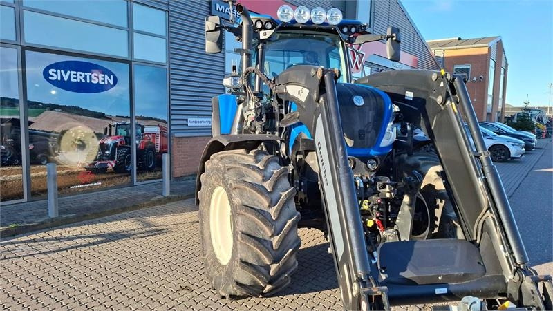 New Holland T7.270 Autocommand New Generation - Traktor: foto 3 New Holland T7.270 Autocommand New Generation - Traktor: foto 3