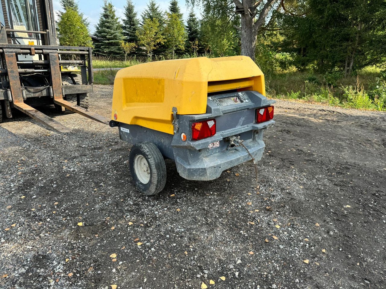 ATLAS COPCO XAS48 - Kompresor ajri: foto 3 ATLAS COPCO XAS48 - Kompresor ajri: foto 3
