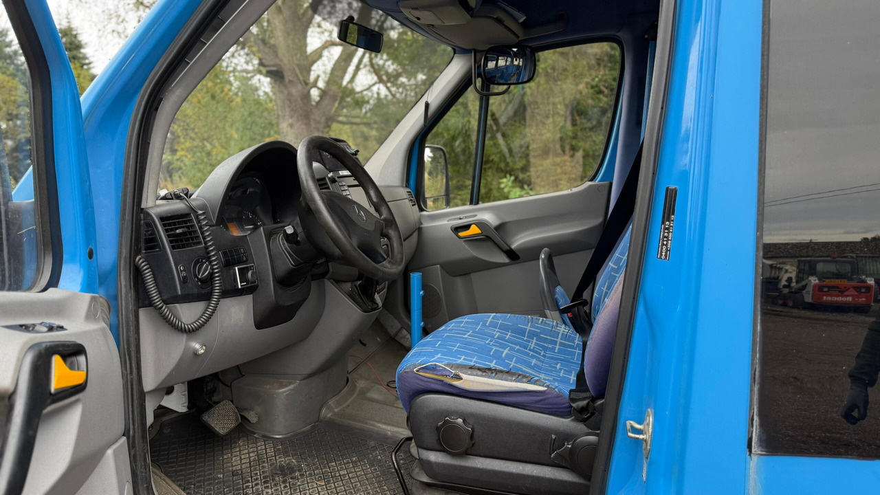 Autobus qyteti MERCEDES-BENZ SPRINTER: foto 7