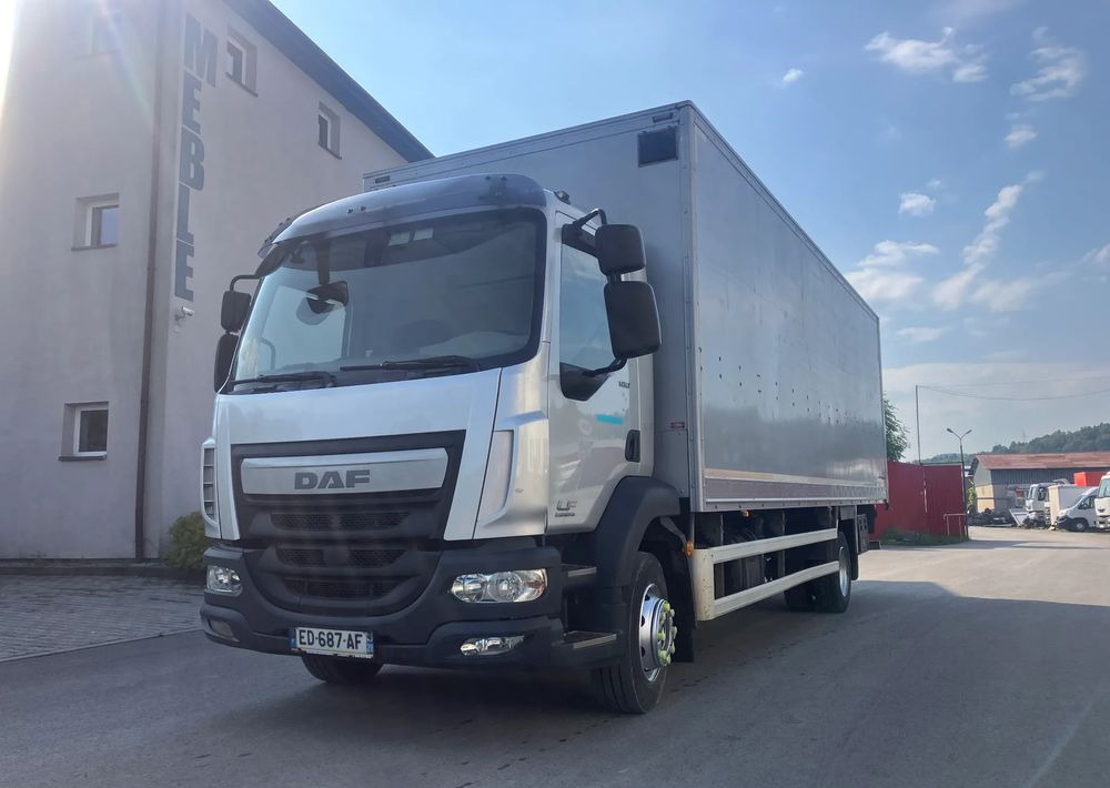 DAF DAF LF 180 kurierka kontener 18 palet - Kamion vagonetë: foto 2 DAF DAF LF 180 kurierka kontener 18 palet - Kamion vagonetë: foto 2