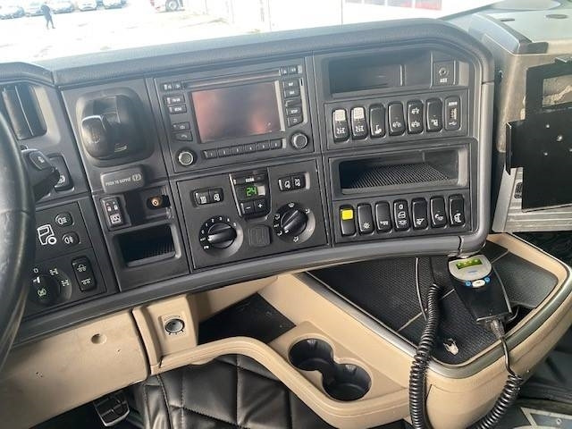 Scania R580lb8x4*4hna - Kamion vetëngarkues: foto 2 Scania R580lb8x4*4hna - Kamion vetëngarkues: foto 2