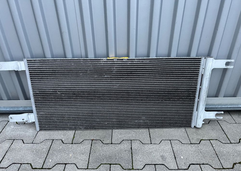 Chłodnica klimatyzacji Scania R S Super NGS skraplacz - Sistemi i ftohjes për Kamioni: foto 1 Chłodnica klimatyzacji Scania R S Super NGS skraplacz - Sistemi i ftohjes për Kamioni: foto 1