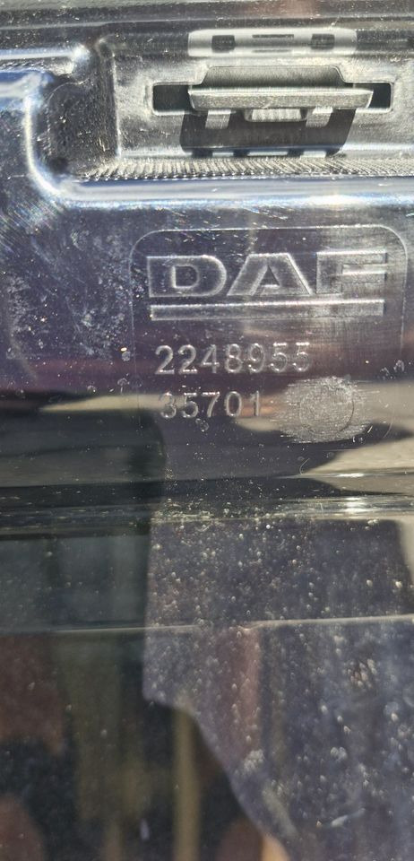 DAF XF XG BLENDA PRZECIWSŁONECZNA KOMPLETNA NOWAA - Trupi dhe të jashtme: foto 3 DAF XF XG BLENDA PRZECIWSŁONECZNA KOMPLETNA NOWAA - Trupi dhe të jashtme: foto 3