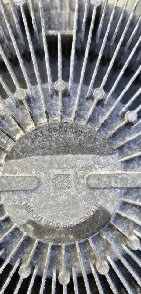 MAN TG3 TGX WENTYLATOR WISKOZA 51.06630-0141 - Sistemi i ftohjes: foto 2 MAN TG3 TGX WENTYLATOR WISKOZA 51.06630-0141 - Sistemi i ftohjes: foto 2